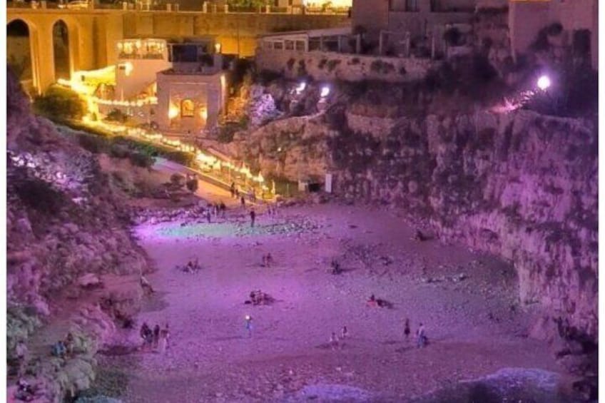 Evening Tour by Car and Walking through the Apulian Beauties