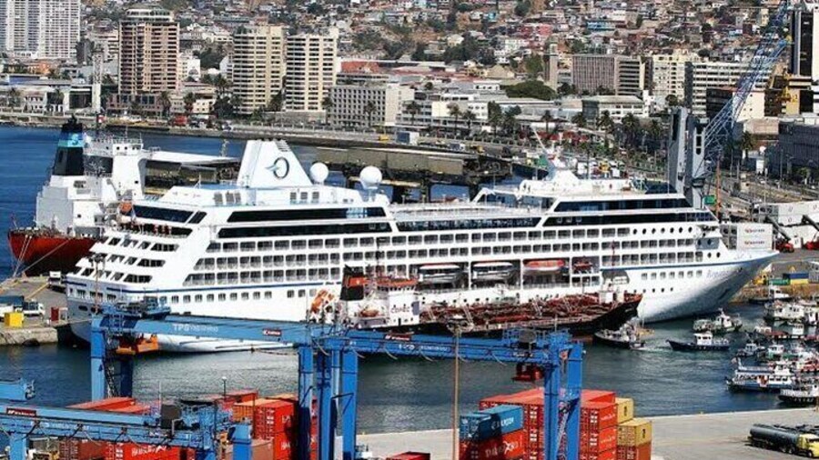 Cruise Pick up + Tour Valparaiso Viña del Mar Drop off at Hotel in Santiago