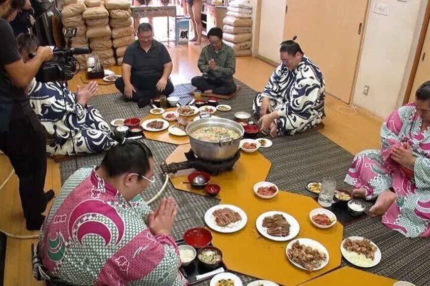 Tokyo VIP Sumo Practice & Chanko Lunch with Sumo wrestler