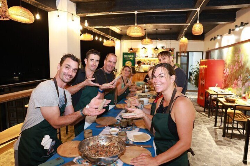 Linda's Kitchen in Cat Ba