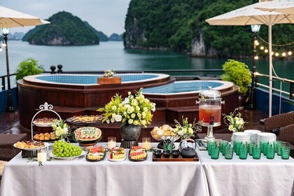 Hoteller i nærheden af The BEST Halong Bay 5 Star - Pamela Day Cruise from ...