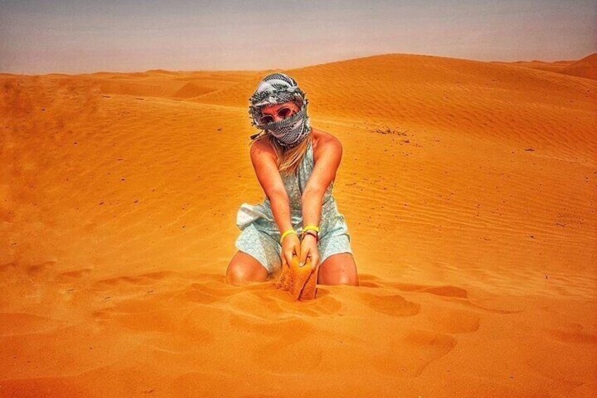 Explore the desert of Ksar Ghilane and Tataouine in a day