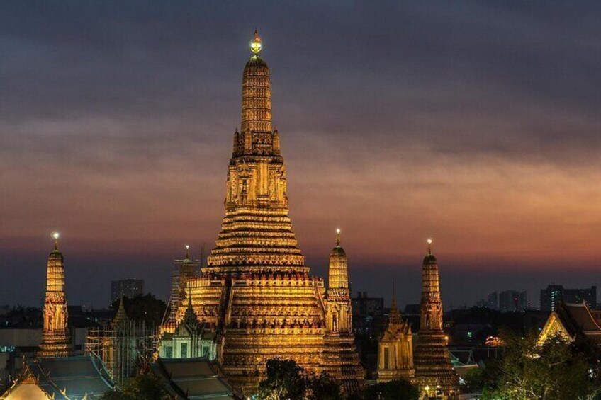 Tuk-Tuk Tour of Bangkok's Nighttime Food Temples and Markets