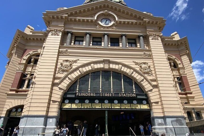 Melbourne Self-Guided English Tour for Kids and Families