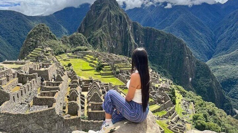 Machu Picchu Full Day with Panoramic Train With Best Circuit