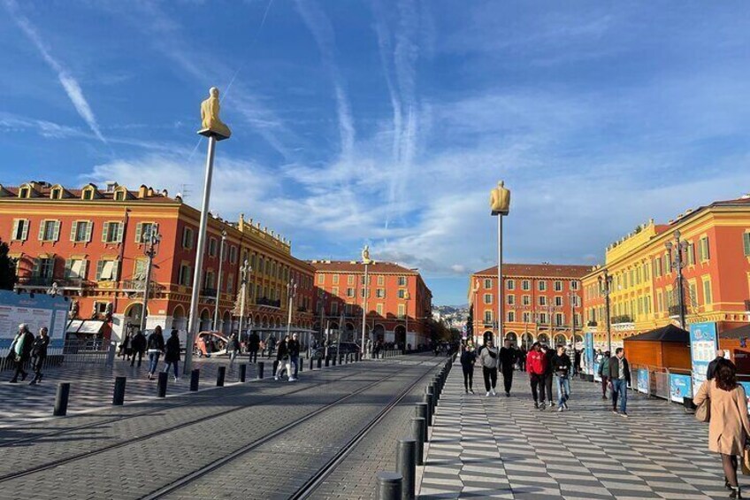 Walking Tour in Nice France