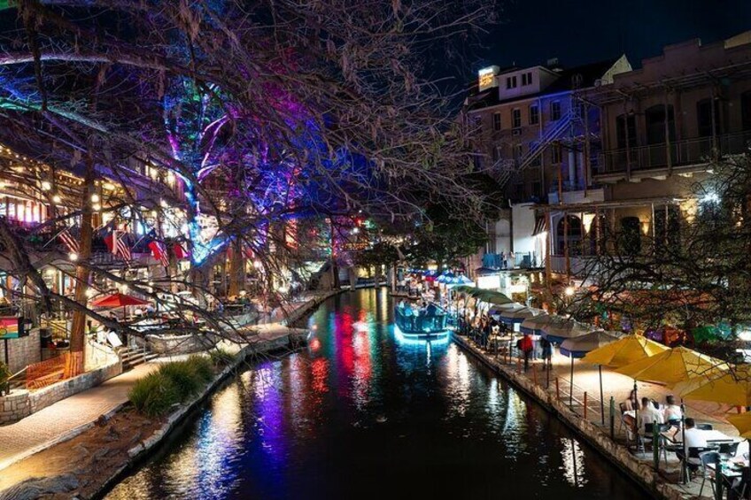 San Antonio Night Riverwalk Tour with Tower of Americas