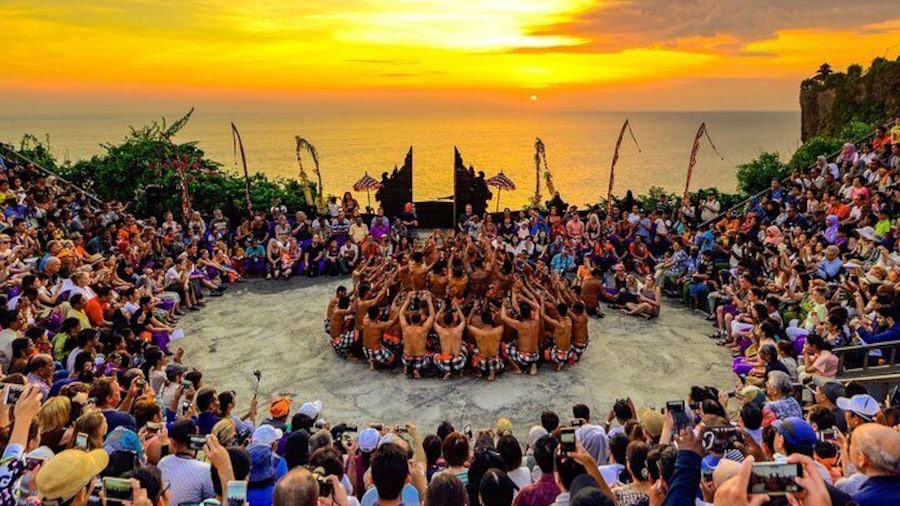 Uluwatu Kecak Dance Show