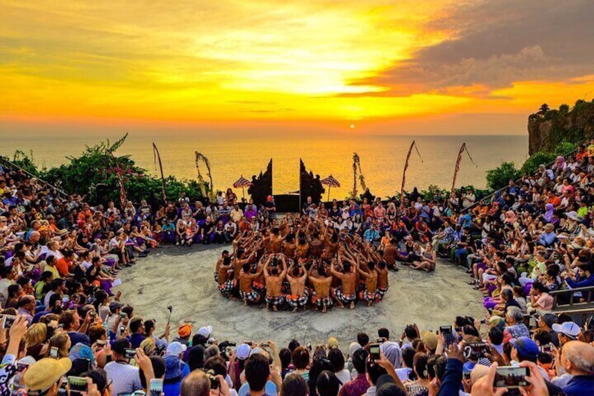 Uluwatu Kecak Dance Show