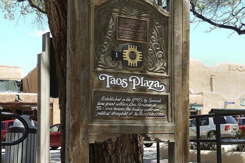 Taos Downtown Self Guided App Walking Tour 