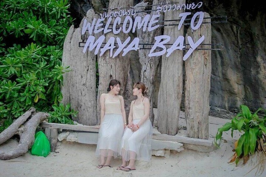Phi Phi Island Day Trip By premium Speedboat