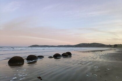 Moeraki Boulders Self Guided Audio Tour