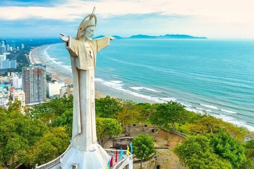 Jesus Christ Statue, a towering landmark of Vung Tau. You’ll have the opportunity to climb up the hill to reach the statue, offering stunning views of the city and coastline.