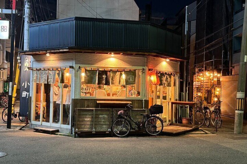 Osaka Bar Hopping in Fukushima Area Where Locals Gather