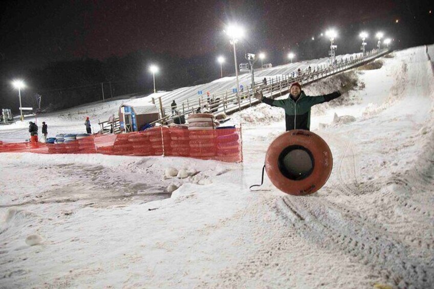 Snow Tubing and Brewery Day Trip From New York City