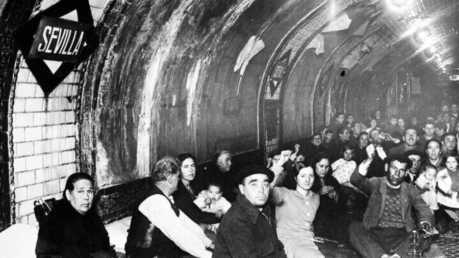 Metro Metro Madrid: Life Under Bombing