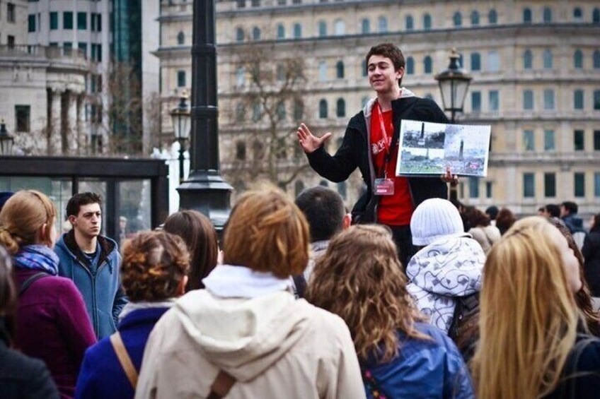 Guided Tour of Barcelona and Ticket to the Sagrada Familia Without Lines