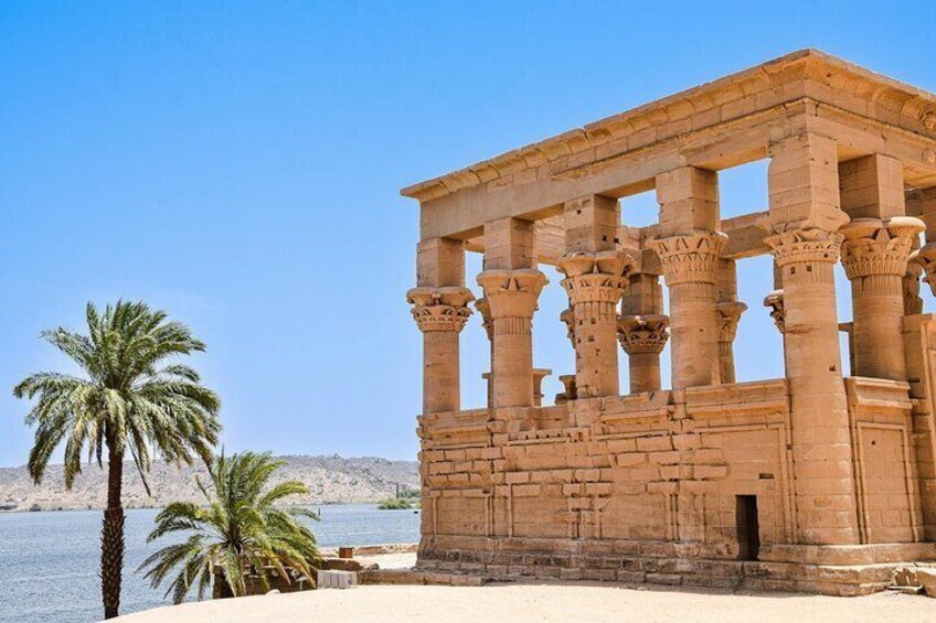 8 Days Luxury VIP Dahabiya Nile Cruise from Luxor to Aswan 