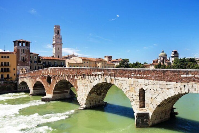 Verona Private Tour from Milan with Winery Visit