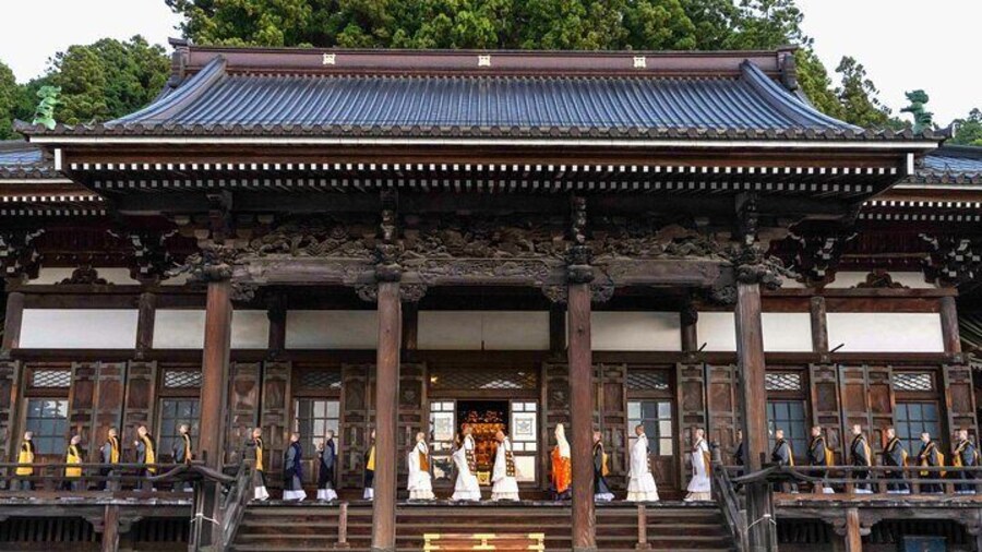 Exclusive Private Zen and Cultural Tour from Shimizu Port