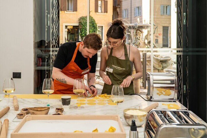 Farmer's Market and Pasta Making with Italian Wine