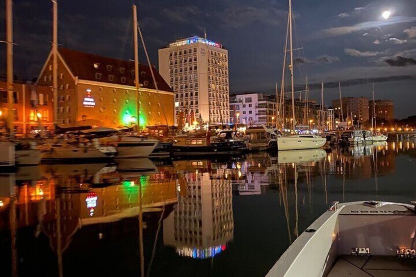 Gdansk Scenic Evening Yacht Cruise