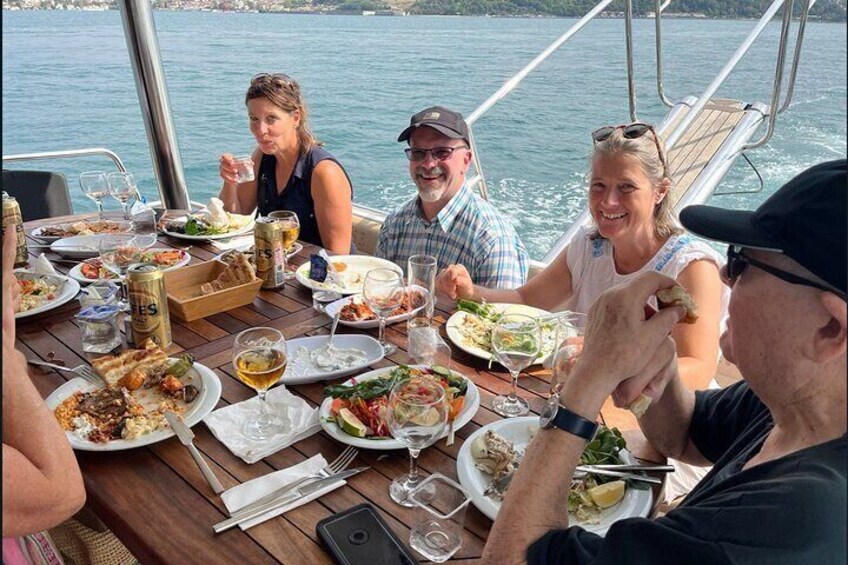 Guided Bosphorus and Black Sea Full Day Cruise with Lunch