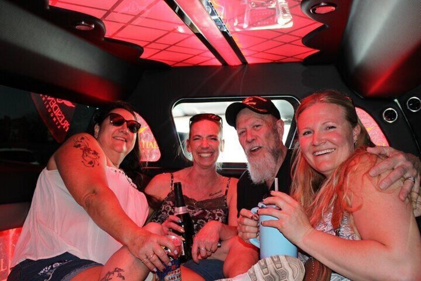 Private 4 Hours Stretch Limo Tour in Hoover Dam
