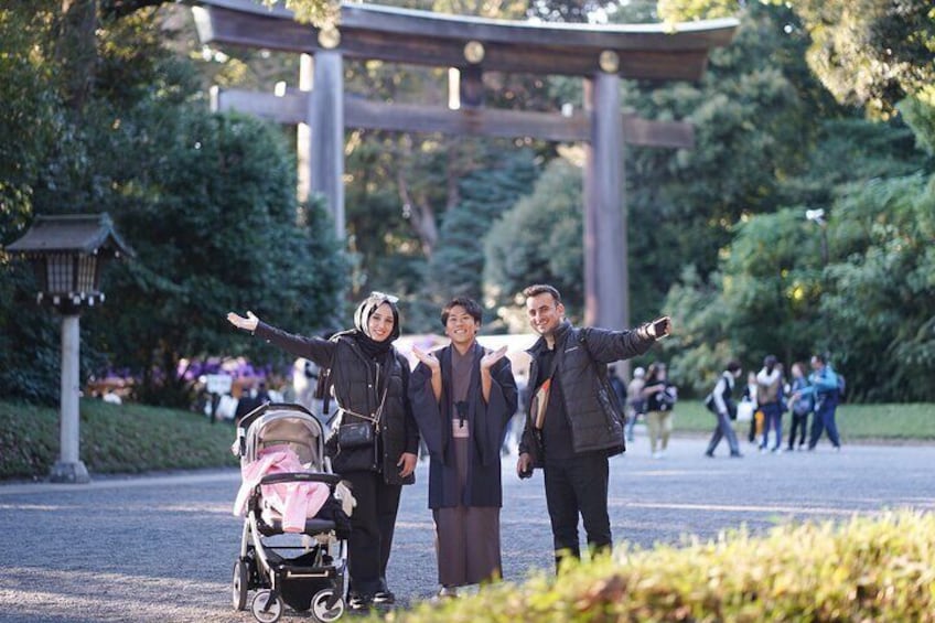 Gateway to Japan Exclusive Meiji Jinguu Tour