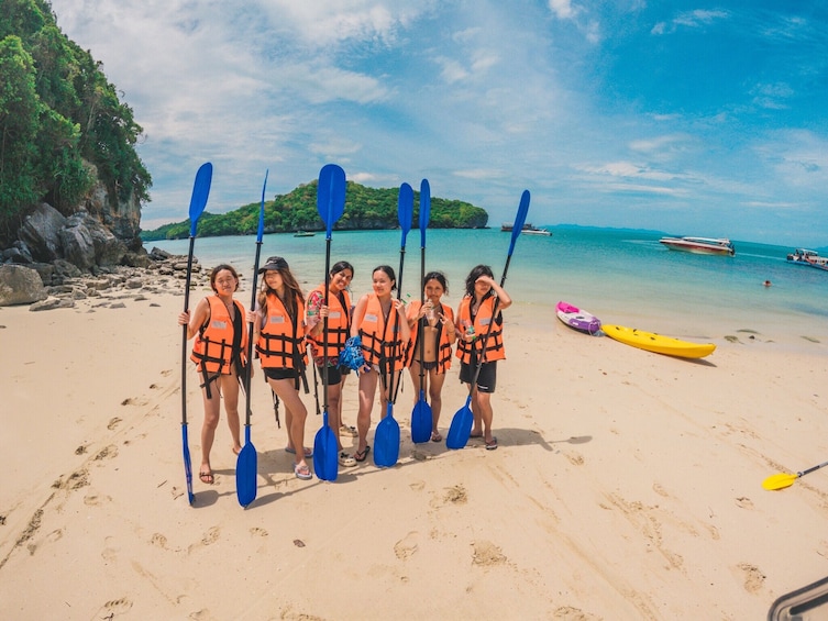 Koh Samui: Pink Dolphin, Snorkeling & Kayaking Tour 