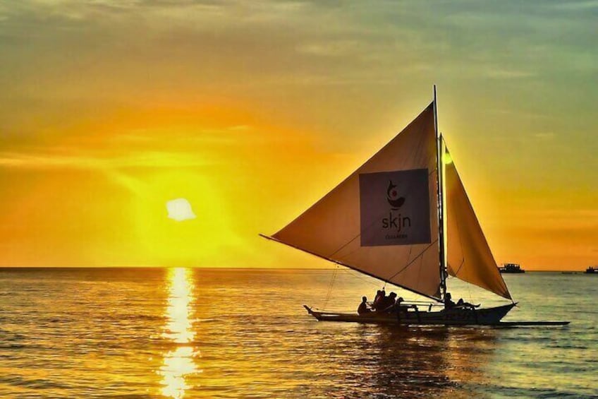 Boracay Private Paraw Sailing