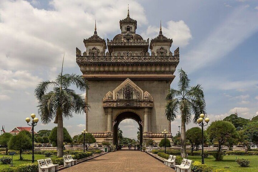 Laos Vientiane Buddha Park Exploration