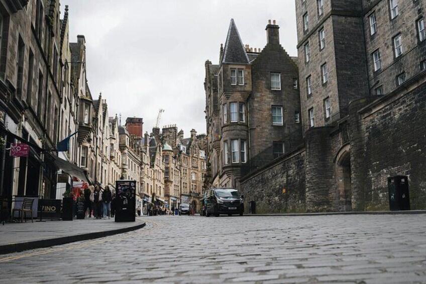 Edinburgh Royal Mile Self-Guided Walk with App