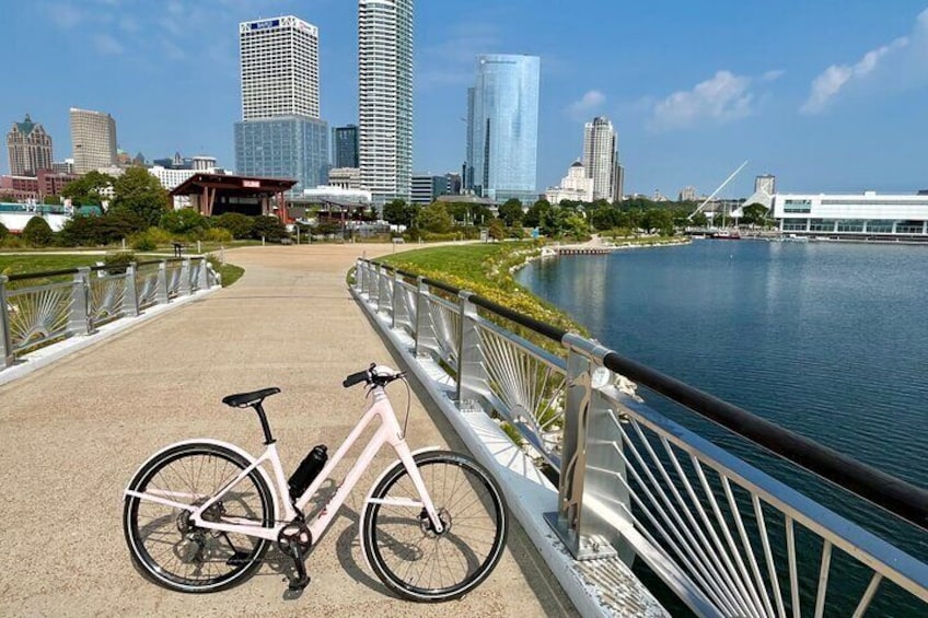 Old Milwaukee Guided E-Bike Tour