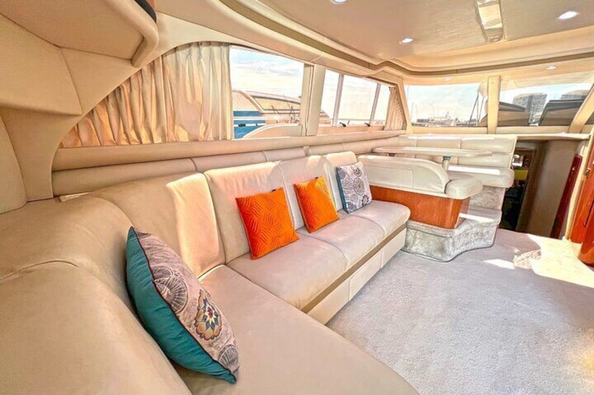 Private Luxury Yacht Charter with Crew