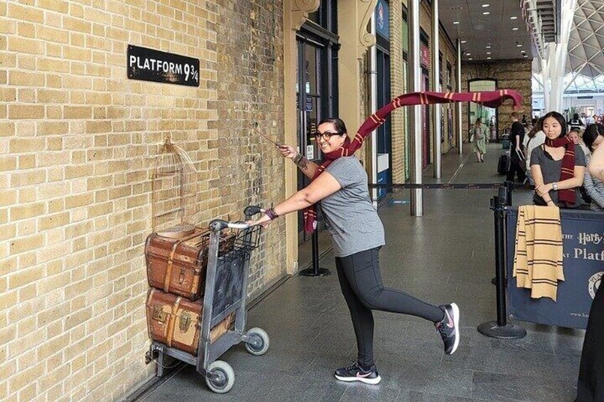 Harry Potter Walking Tour with Platform 9 3/4