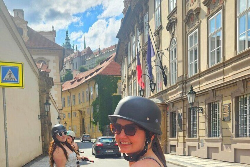 The highlights of Prague on eBike or eScooter 