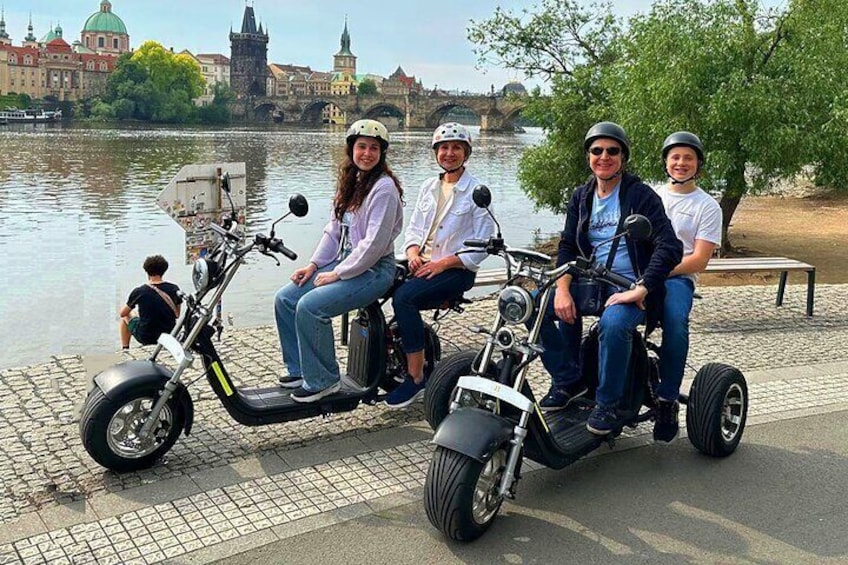 The Highlights of Prague on eBike or electric Scooter