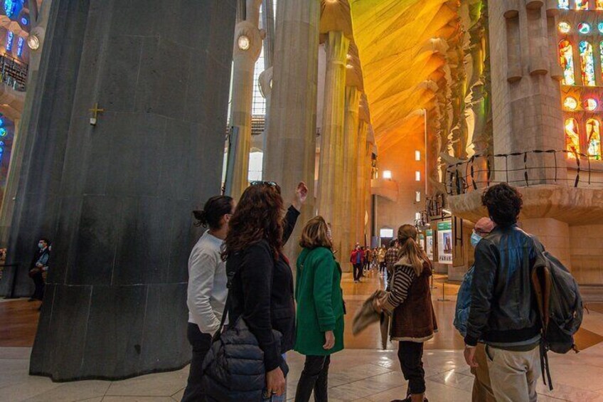 Sagrada Familia Small-Group Guided Tour with Skip-the-Line Ticket