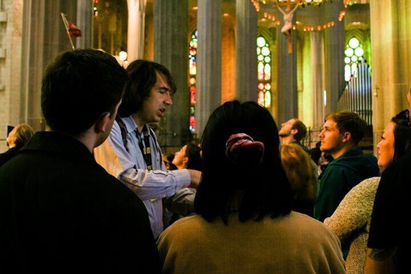 Sagrada Familia Small-Group Guided Tour with Skip-the-Line Ticket