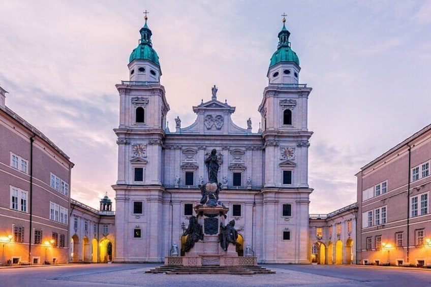 Private Day Trip from Munich to Eagles Nest and Salzburg