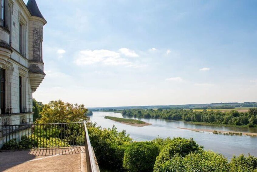 Loire Castles Chenonceau, Blois, Chaumont Private Tour from Paris