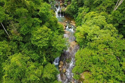 La Ceiba Waterfalls Tour and Mountain Exploration