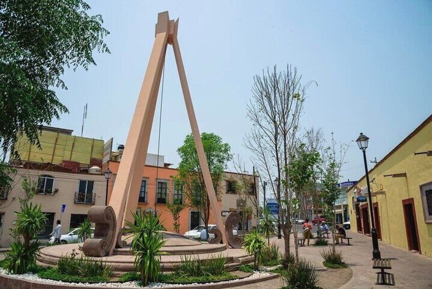 Obelisk Center of the Mexican Republic