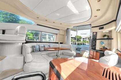 48ft + FREE HOUR | Miami Yacht Rental | 3 to 6 Hours | 13 People