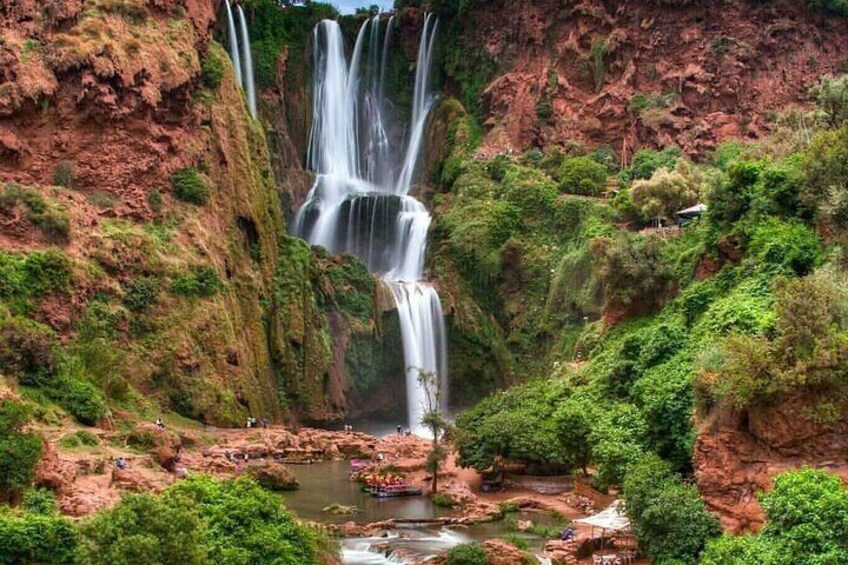 Day Trip to Ouzoud Waterfalls from Marrakech with Guide and Boat