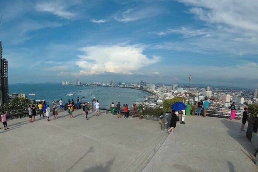 Pattaya City Tour to Big Buddha Hill Gems Museum and Gallery