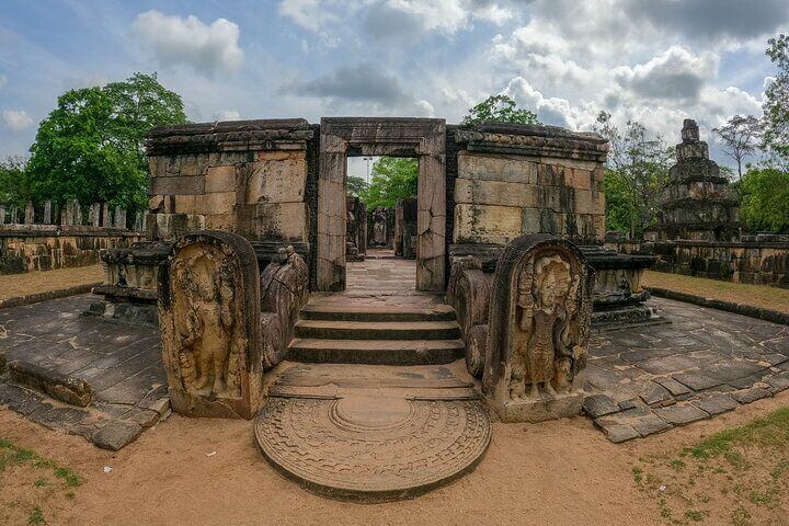 Polonnaruwa Ancient City
