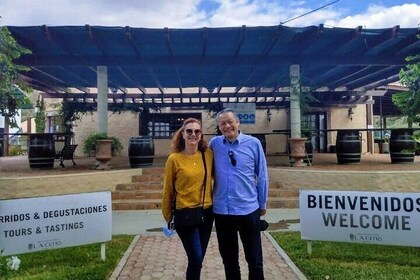 "Valle de Guadalupe", Live, Enjoy and Meet the Golden Valley