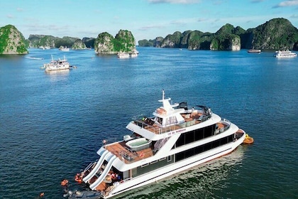 Discover Lan Ha Bay’s Beauty on a D'Charme Luxury Day Cruise